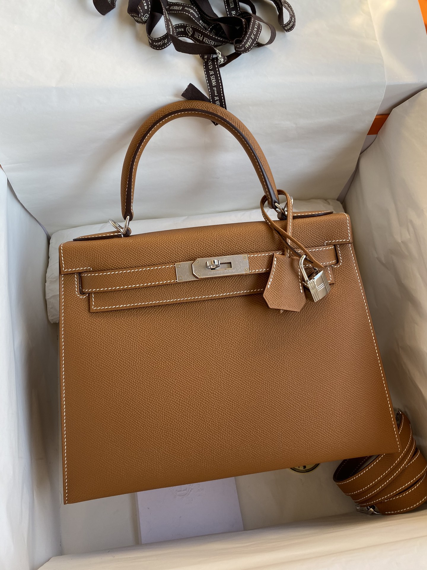 Hermes Kelly 28cm Handbag Shoulder Bag in Brown Epsom Leather